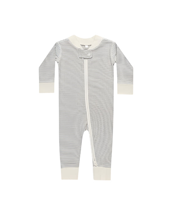 Quincy Mae infant zip long sleeve sleeper