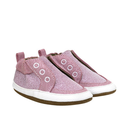 Robeez infant soft sole shoes